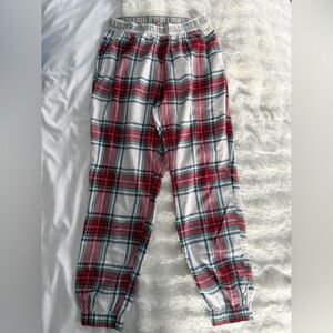 Hollister Plaid Sweatpants in Red Green and White